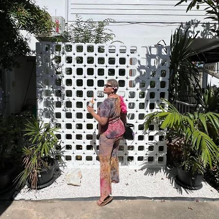 Sawaddeethaweesuk At Kohlarn Apartment Exterior photo